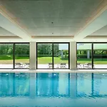 فور بوينتس باي شيراتون مونس 4*