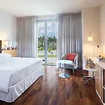 فور بوينتس باي شيراتون مونس