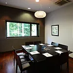 فور بوينتس باي شيراتون مونس 4* ليوبليانا