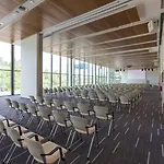 فور بوينتس باي شيراتون مونس 4* ليوبليانا