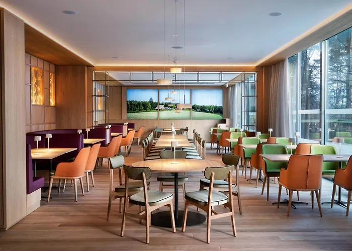 Four Points By Sheraton Mons Hotel 4*