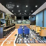 フォー ポインツ バイ シェラトン モンス 4*