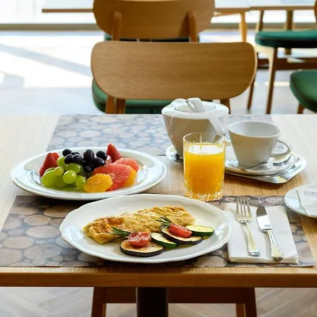 Four Points By Sheraton Mons Lubiana