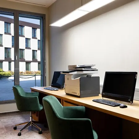 Four Points By Sheraton Mons Hotel