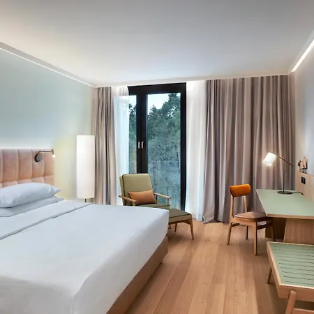 Four Points By Sheraton Mons Hotel