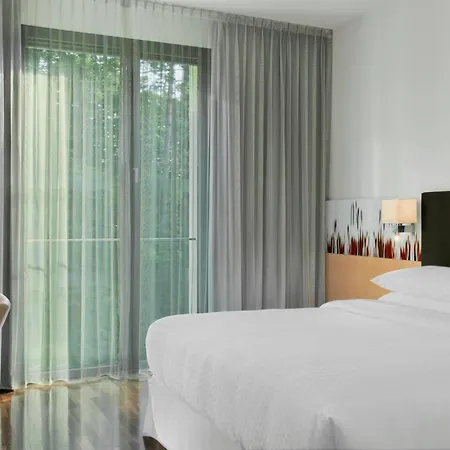Hotel Four Points By Sheraton Mons Lubiana