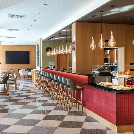 Four Points By Sheraton Mons Hotel