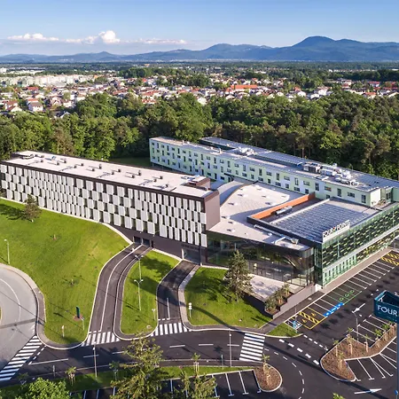 Hotel Four Points By Sheraton Mons 4*