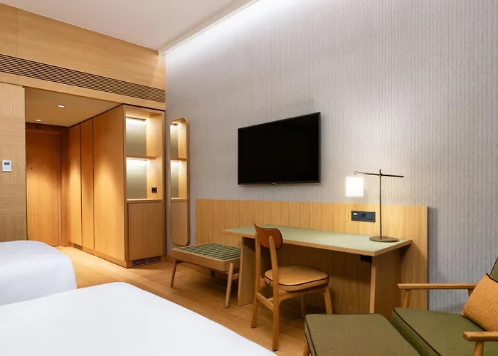 Four Points By Sheraton Mons Hotel