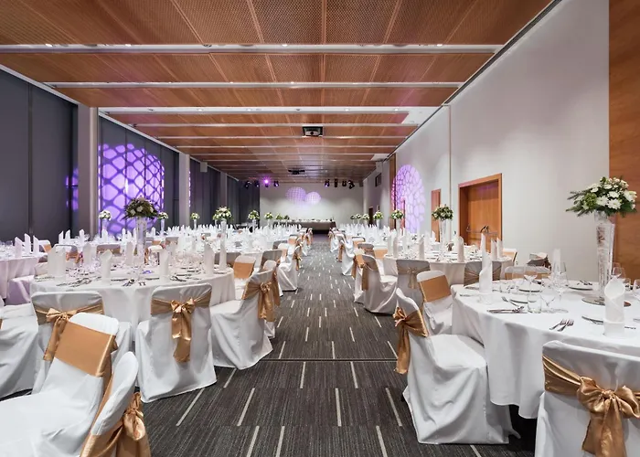 Four Points By Sheraton Mons