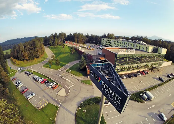 Hotel Four Points By Sheraton Mons 4*