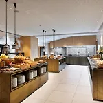 Hotell Four Points By Sheraton Mons 4*