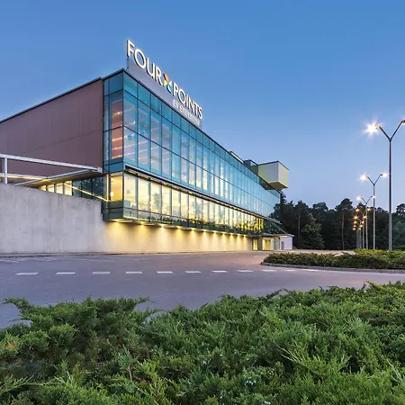 フォー ポインツ バイ シェラトン モンス ホテル