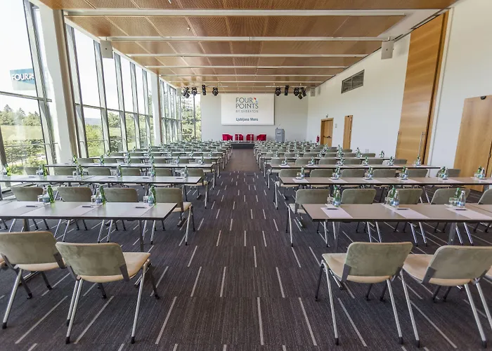 Four Points By Sheraton Mons 4*